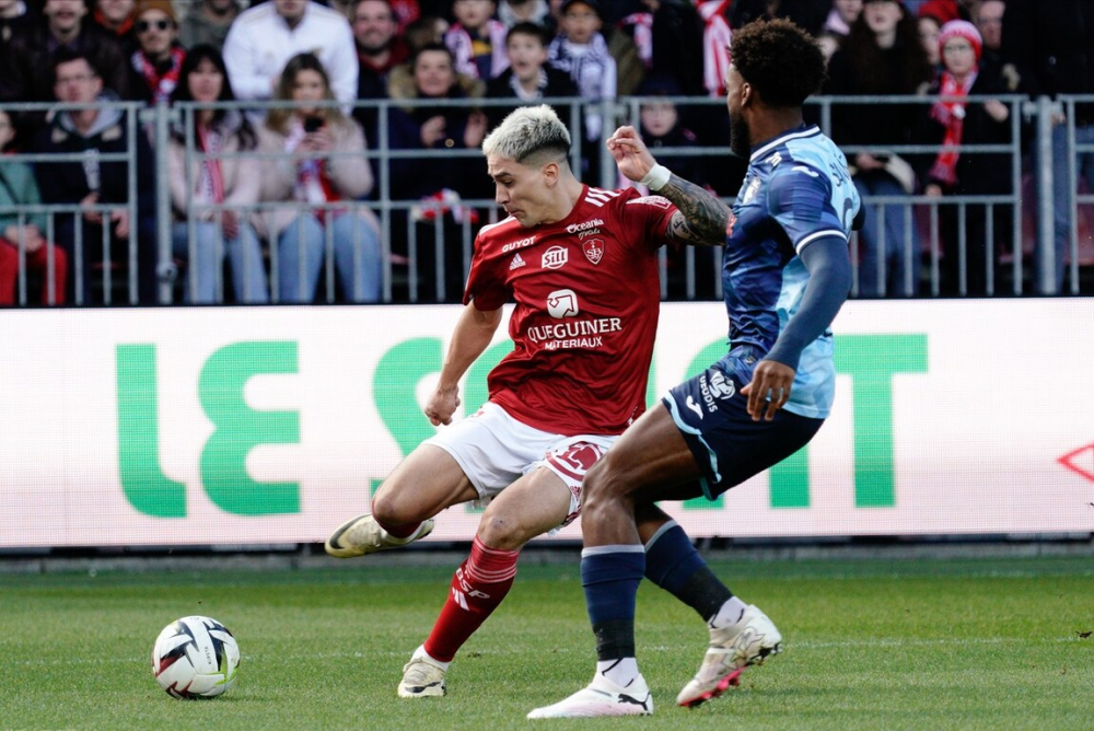 包含黑马逆袭惊艳亮相,夺得法甲比赛胜利的词条 包含黑马逆袭惊艳亮相,夺得法甲比赛胜利的词条