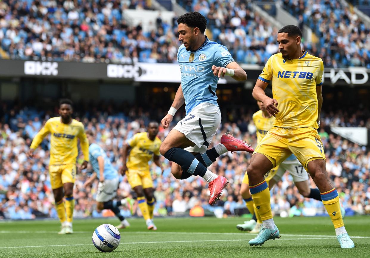 爱游戏在线登录-包含曼城客场不敌水晶宫，遭遇意外失利的词条