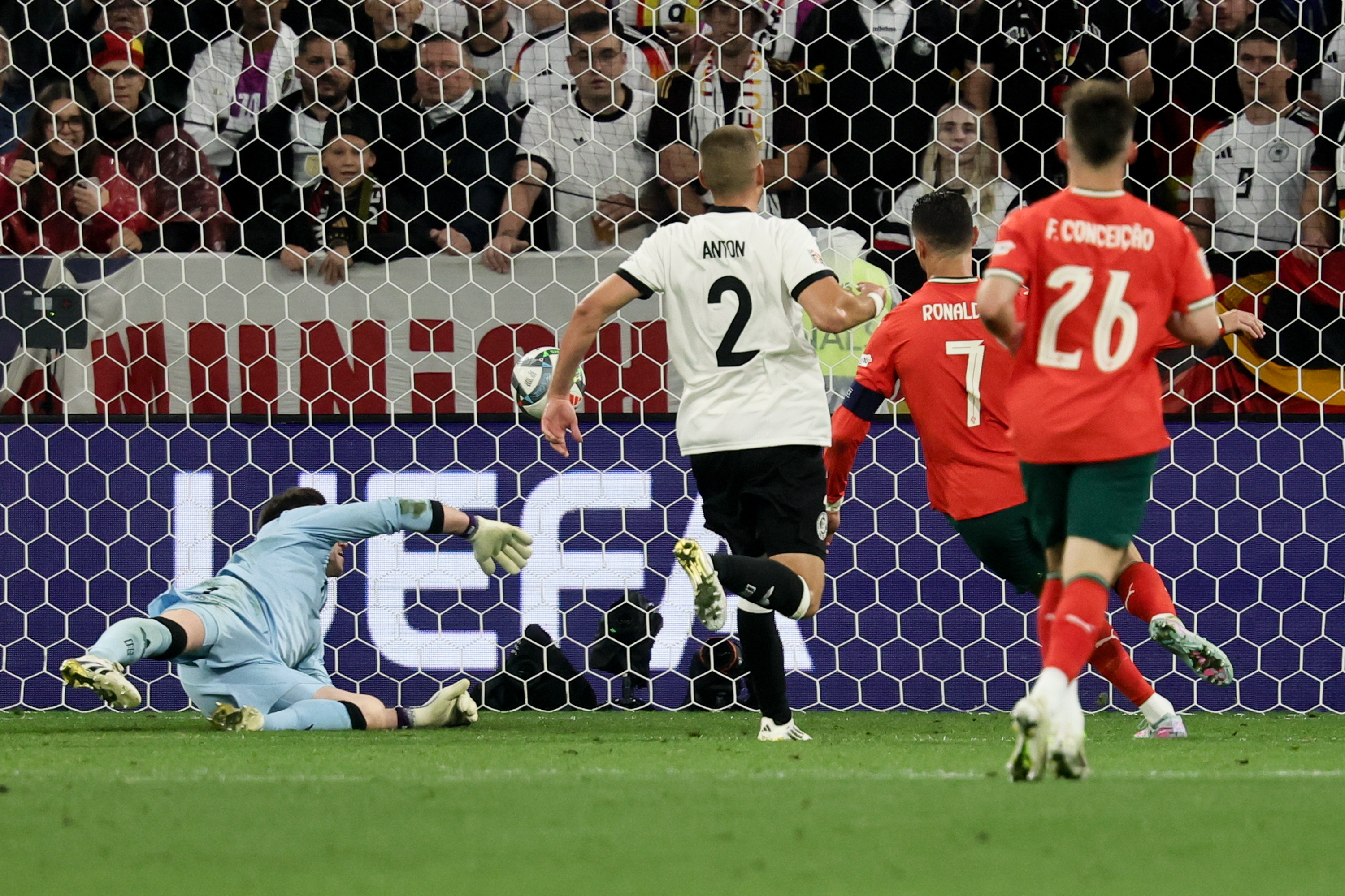 欧国联比赛:西班牙摧枯拉朽击败英格兰的简单介绍 欧国联比赛:西班牙摧枯拉朽击败英格兰的简单介绍