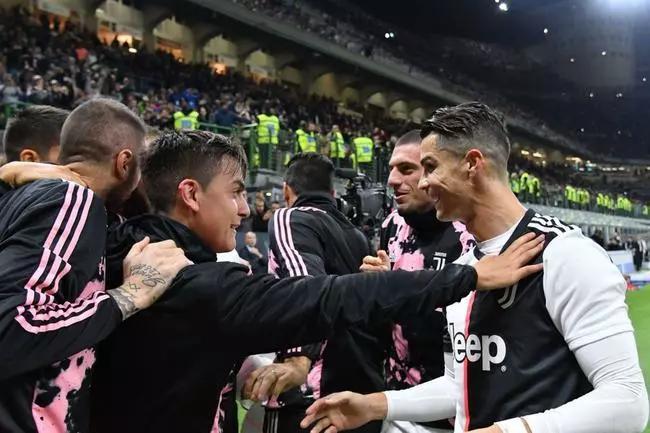 尤文图斯客场大胜,领跑积分榜的简单介绍 尤文图斯客场大胜,领跑积分榜的简单介绍